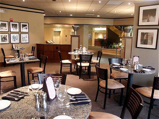 Holiday Inn Secaucus Meadowlands Restoran gambar